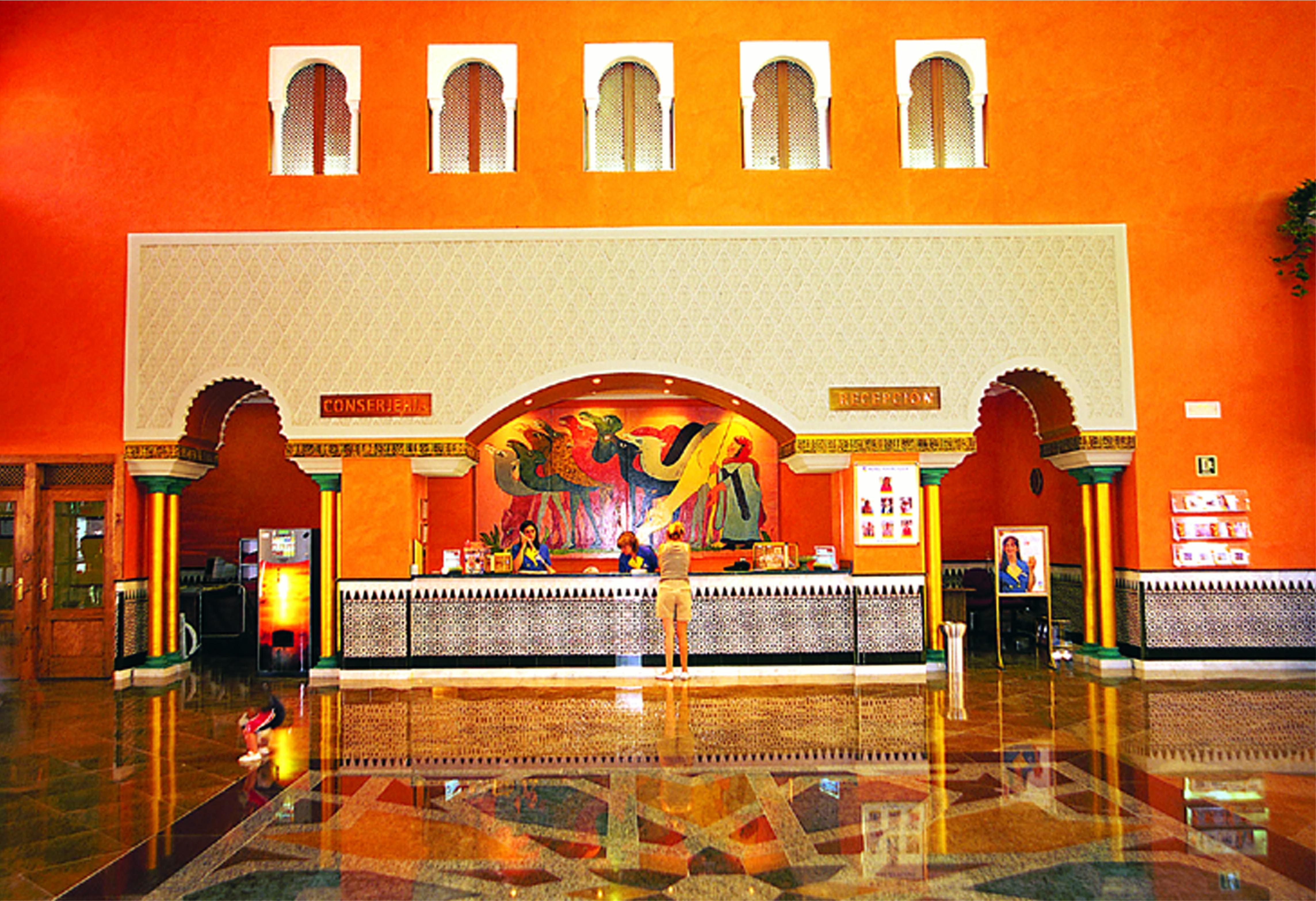 فندق Almuñécarفي  Playacalida المظهر الخارجي الصورة